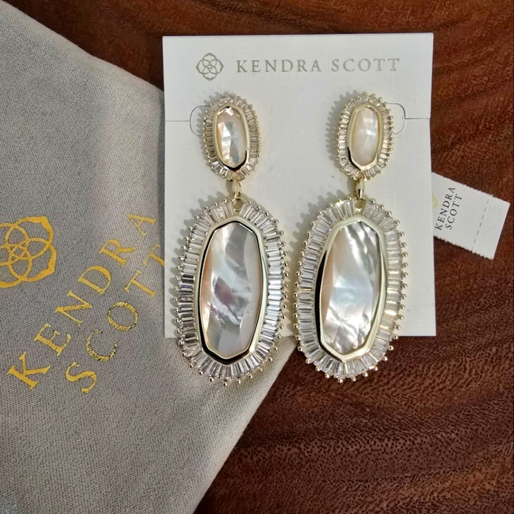 *Rare* Kendra Scott LUXE Kaki Mother of Pearl Gold
